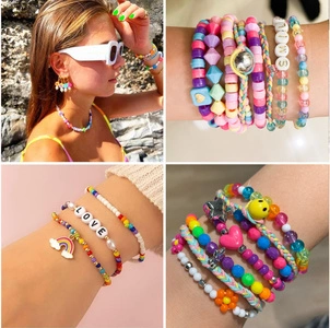 Koraliki do Bransoletek Biżuterii Literki Kreatywny Zestaw w Walizce