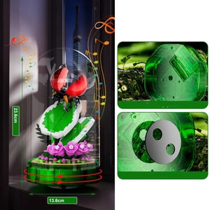 Pozytywka z Biedronką 455 Klocków Świecąca Dekoracja