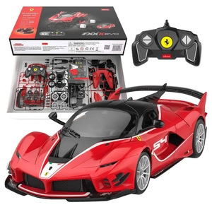 Zdalnie sterowany samochód Ferrari FXXK model do złożenia Rastar 96900 R/C 1:18