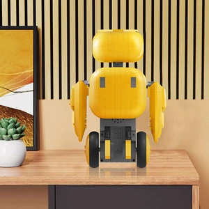 Edukacyjny Robot Przyjaciel "LON" z Klocków Technic