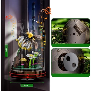 Pozytywka z Pszczołą 413 Klocków Świecąca Dekoracja