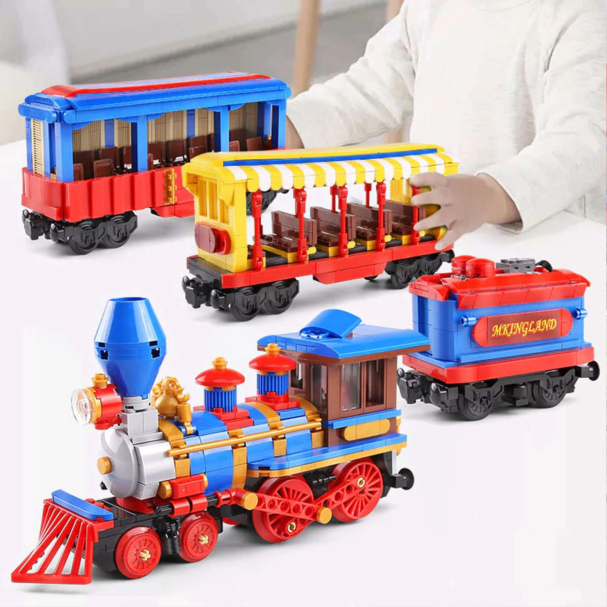 Klocki Technic Sterowana Kolejka elektryczna z wagonami RC Mould King 12004