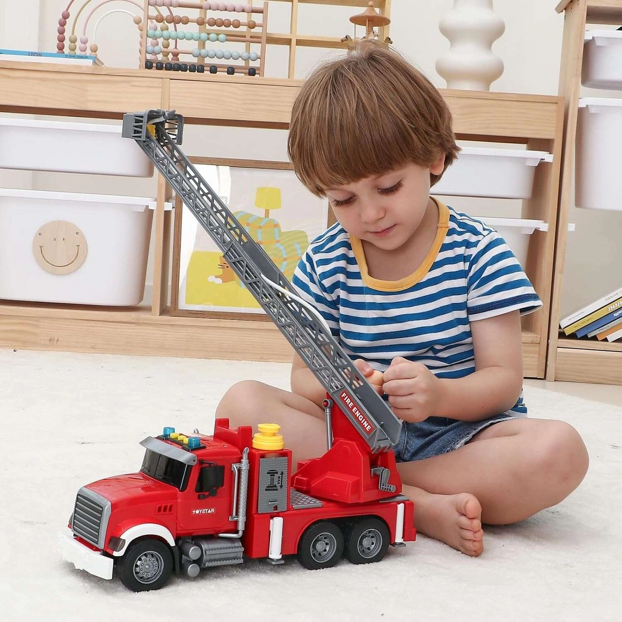 Wóz Strażacki dla Dzieci z Efektami w Skali 1:12