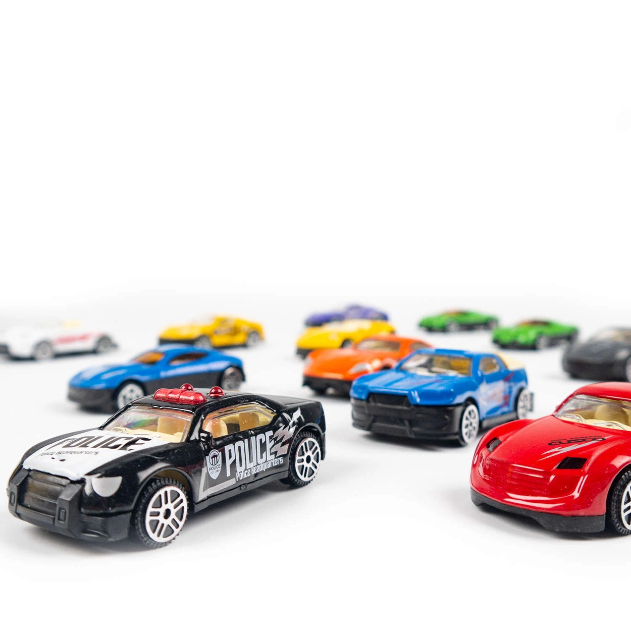 Resoraki Metalowe Auta dla dzieci 30 sztuk 1:64