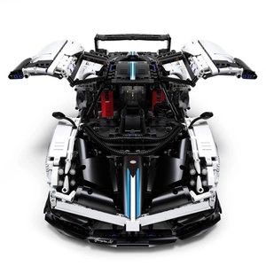 Klocki Konstrukcyjne Pagani Huayra RC 1:8 RASTAR 97900