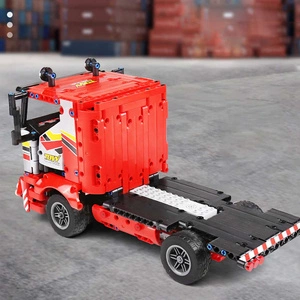 Klocki Technic Sterowana Ciężarówka TIR 577 ele