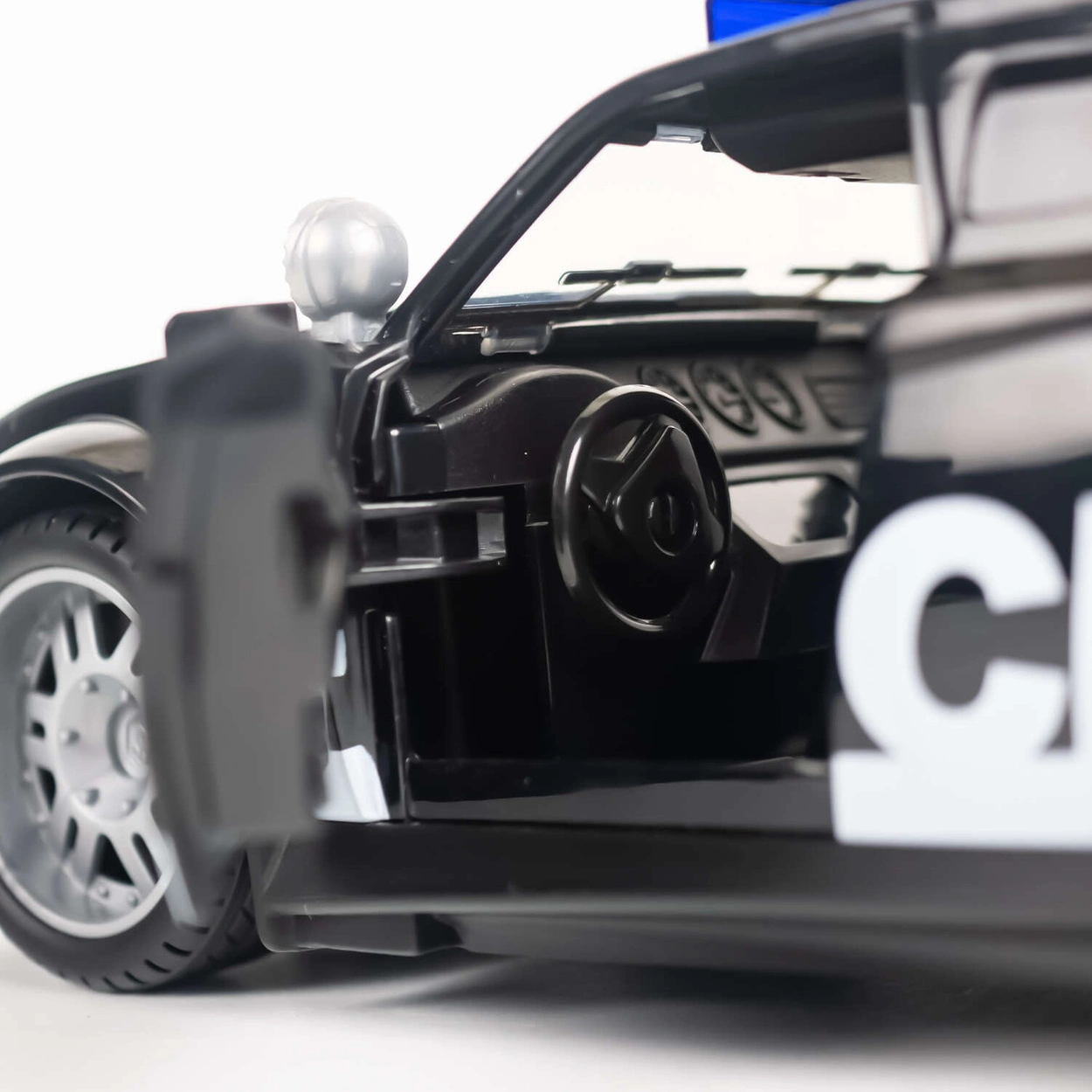 Auto Policyjne Zabawka Czarne 666-12Q w skali 1:14