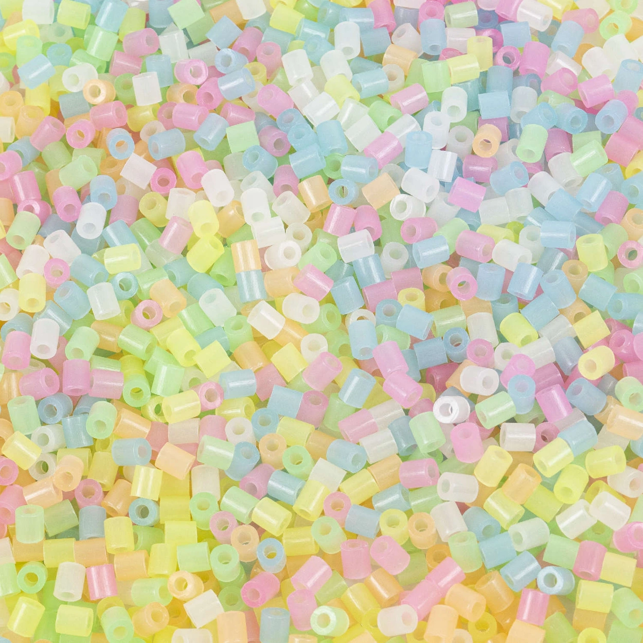 Koraliki do prasowania 2000 ŚWIECĄCE W CIEMNOŚCI (LA.W06-G6)