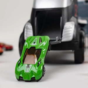 Transporter Ciężarówka na Resoraki 6 Autek Akcesoria Plansza