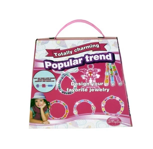 Zestaw drewnianych koralików bransoletki kwiatki