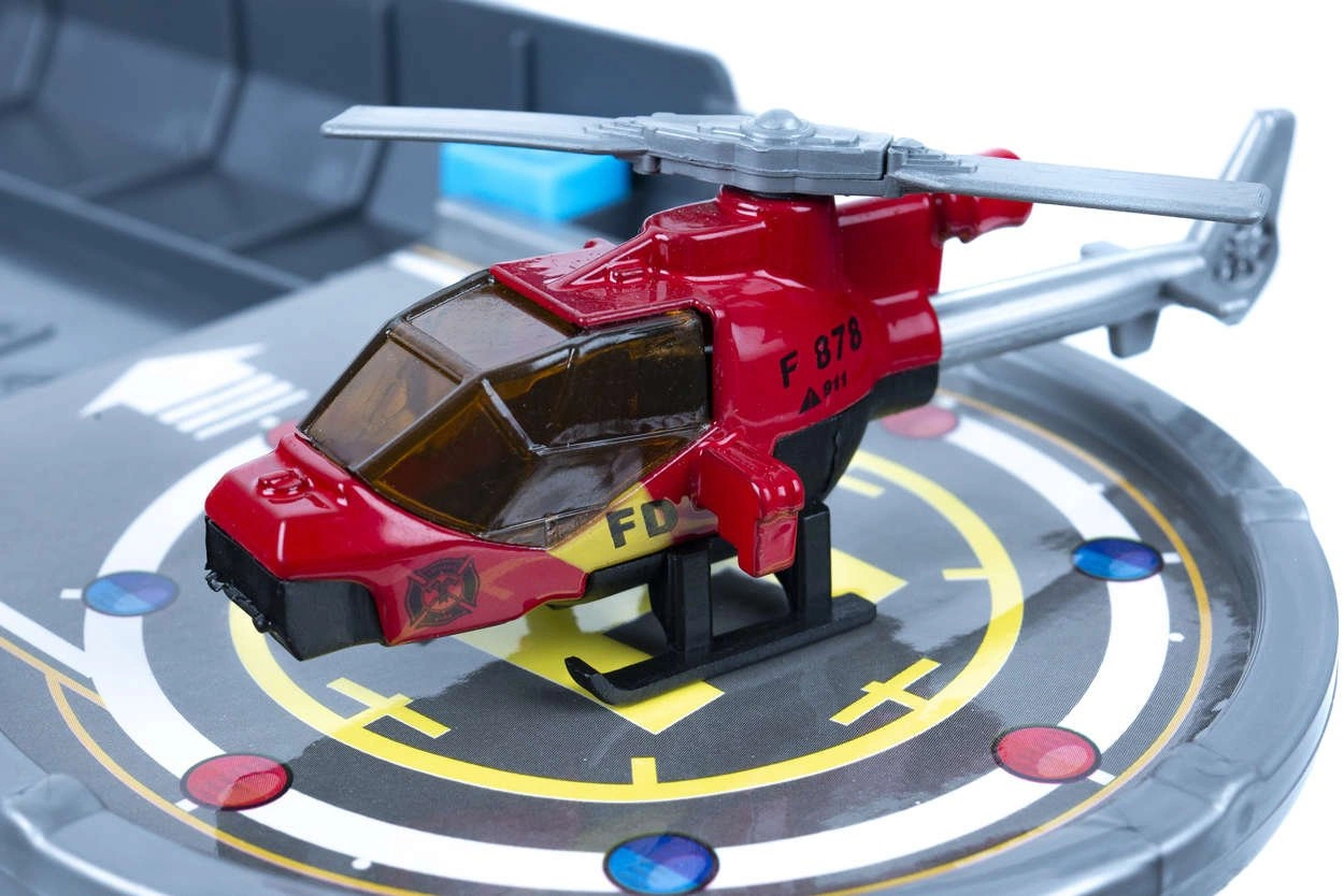 GARAŻ RESORAKI DLA DZIECI WÓZ STRAŻACKI REMIZA 2w1