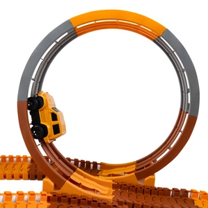 Mega Tor Wyścigowy Interaktywny Zestaw Budowlany Autka 243 Elementów