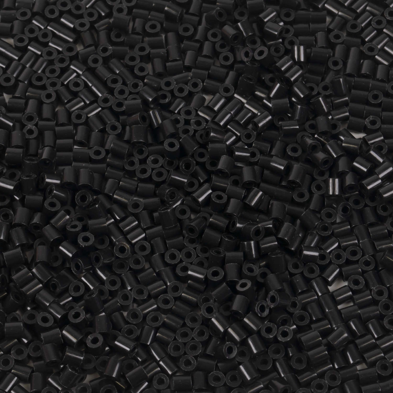 Koraliki do prasowania 2000 CZARNE (LA.W18)