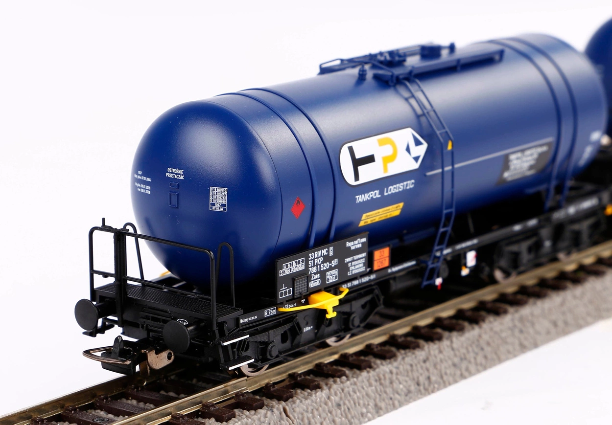 Zestaw 2 cystern Zaes 406Ra Tankpol Logistics PKP - Piko 58263