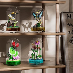 Pozytywka z Pszczołą 413 Klocków Świecąca Dekoracja